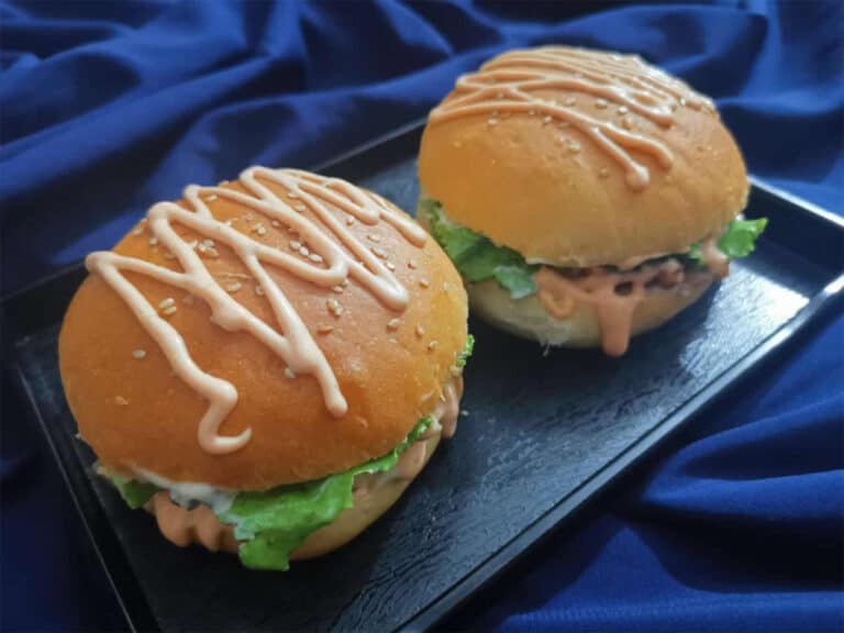 জুসি চিকেন বার্গার