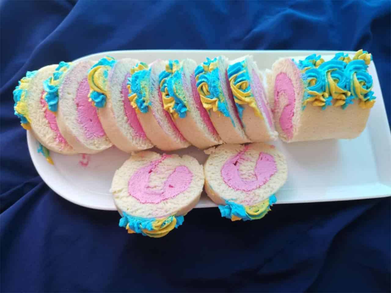 ভ্যানিলা সুইস রোল কেক