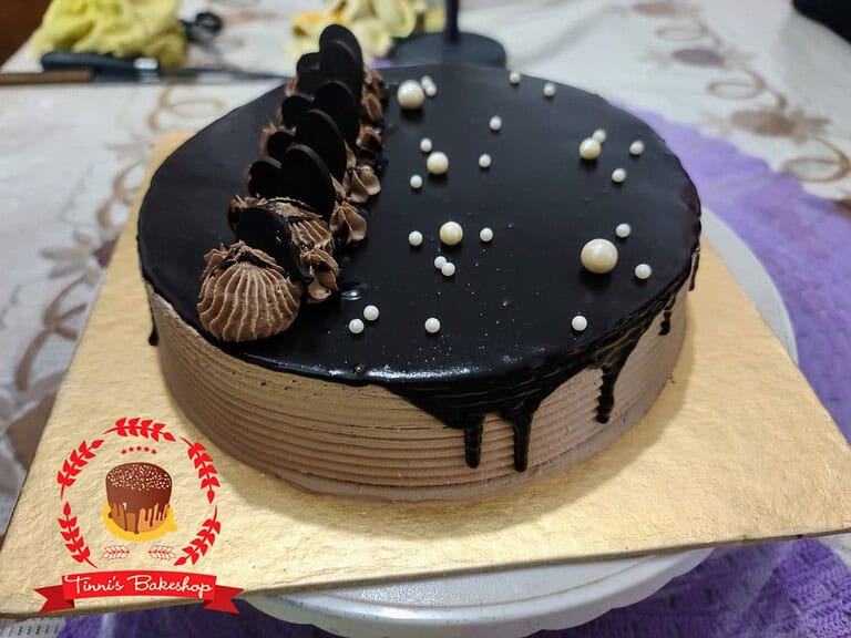 চকলেট কেক ডিজাইন ২ — Tinnis Bakeshop — Tinnis Bakeshop