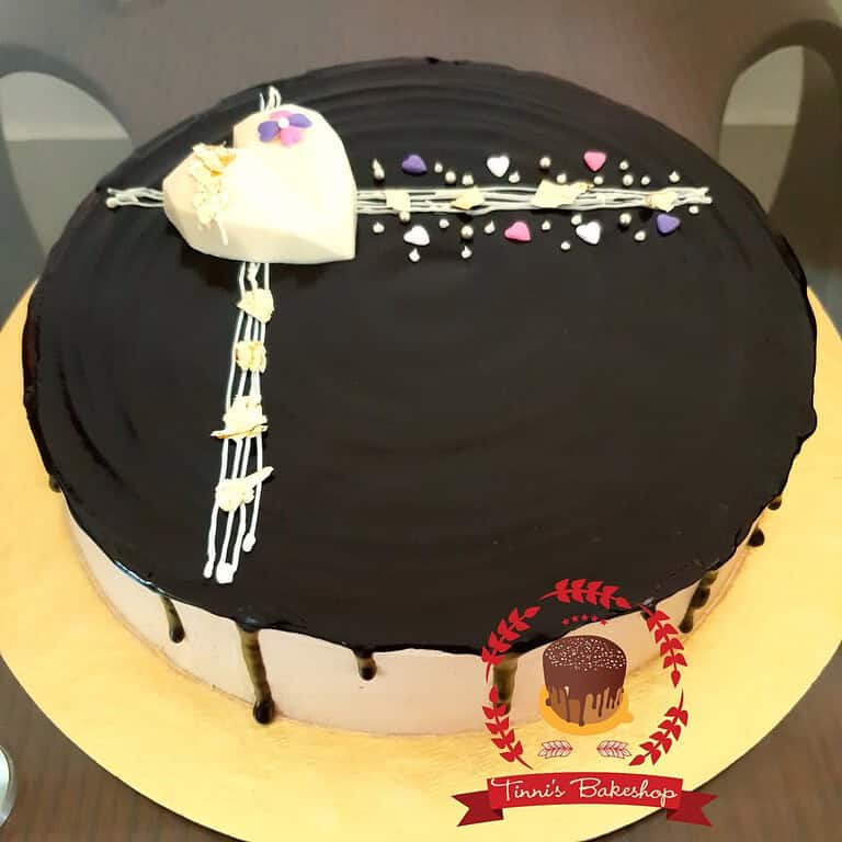 চকলেট কেক ডিজাইন ৯ — Tinnis Bakeshop — Tinnis Bakeshop