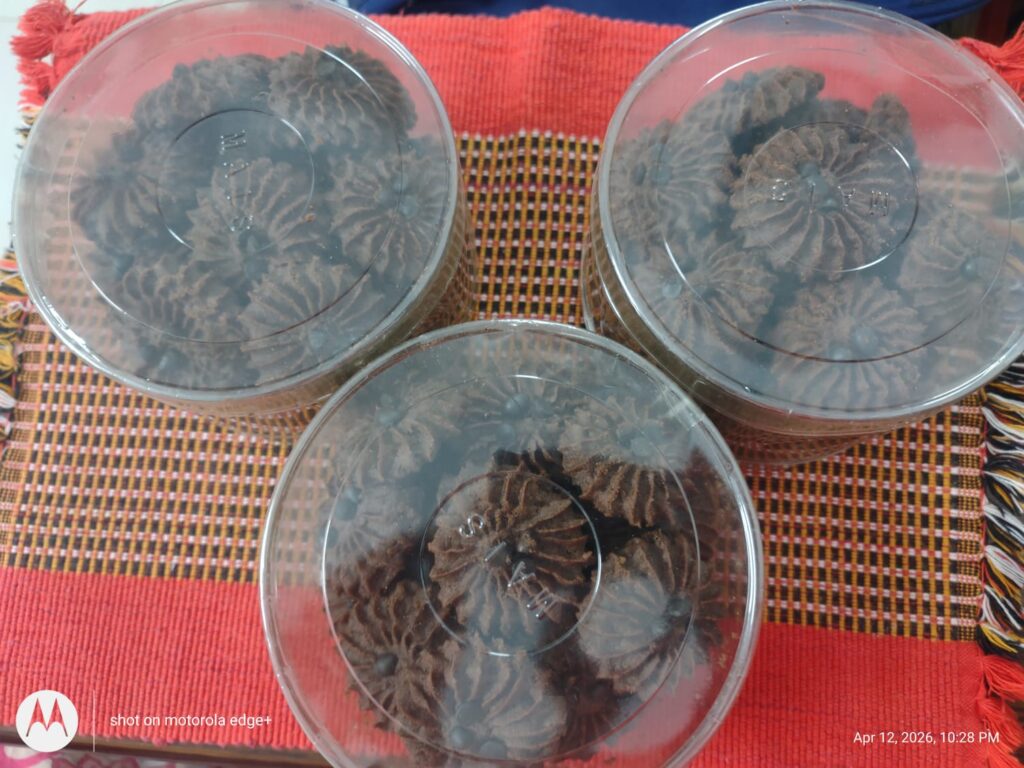 চকলেট পাইপিং কুকিজ