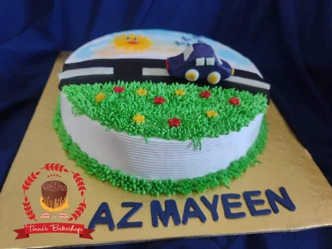 গাড়ি ও রাস্তা থিমের জন্মদিনের কেক — Tinnis Bakeshop