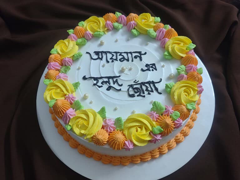 ভ্যানিলা কেক ডিজাইন ১৮ — Tinnis Bakeshop — Tinnis Bakeshop