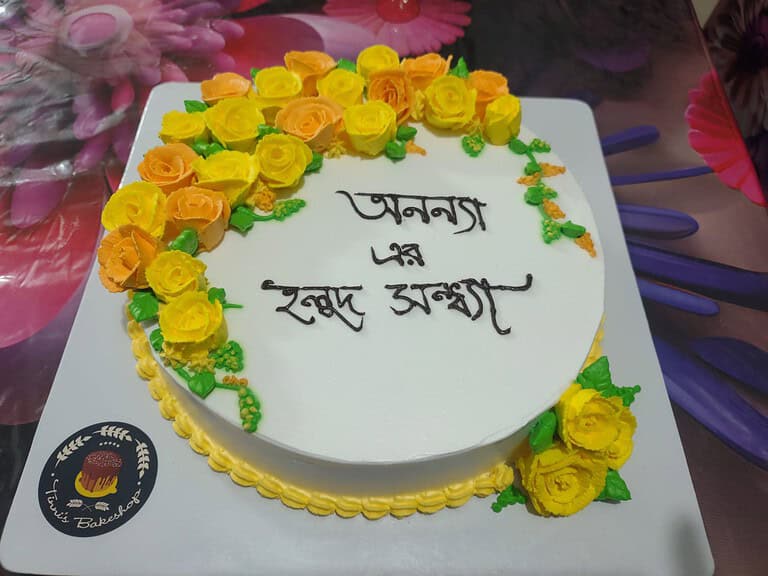ভ্যানিলা কেক ডিজাইন ২৩ — Tinnis Bakeshop — Tinnis Bakeshop