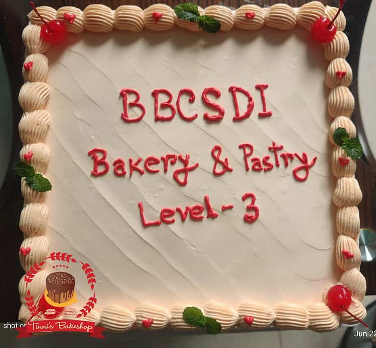 ভ্যানিলা কেক ডিজাইন ৩২ — Tinnis Bakeshop — Tinnis Bakeshop