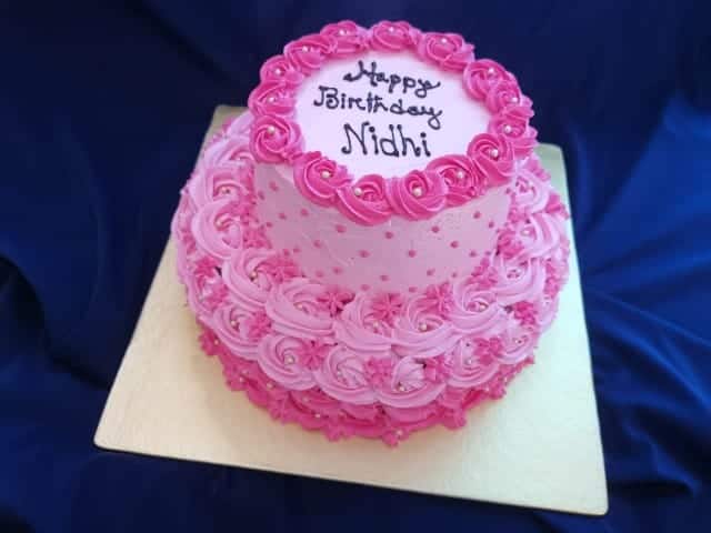 ভ্যানিলা কেক ডিজাইন ৮ — Tinnis Bakeshop — Tinnis Bakeshop